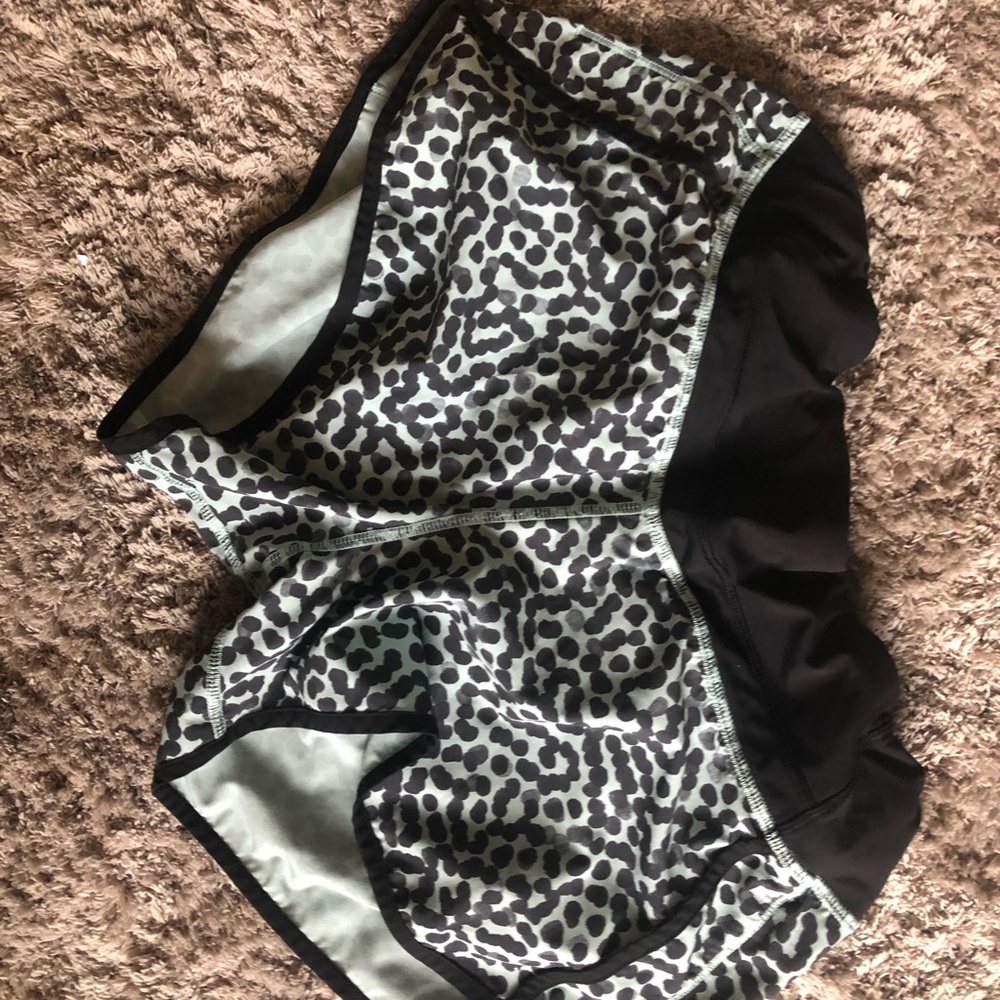 Hardly worn lululemon speed up shorts